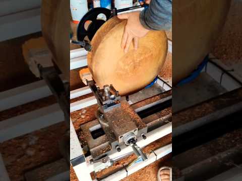 ये लकड़ी नहीं… घूमती हुई कला है 😲 | Hand Skill vs Machine Power | Wood Turning Art