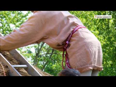 Archäologische Rekonstruktionen und natürliche Dachdeckungen - Archeo-Serwis (Opfermoor Vogtei)