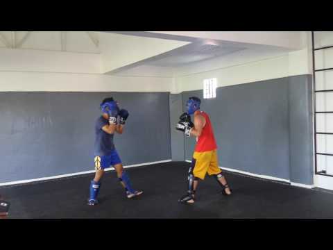John AnarchyMMA spars with JomSee UMMA R1