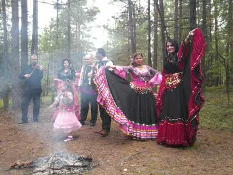 Międzynarodowy Zespół Muzyki Cygańskiej Forte Roma- Te Deweł Paća Wa Muzyka Cygańska.wmv