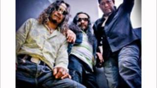 Download lagu Lovehunters - Cinta Terlarang mp3 Download lagu Lovehunters - Cinta Terlarang mp3