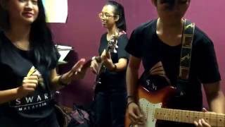 Download lagu SYURGA IDAMAN mp3 Download lagu SYURGA IDAMAN mp3