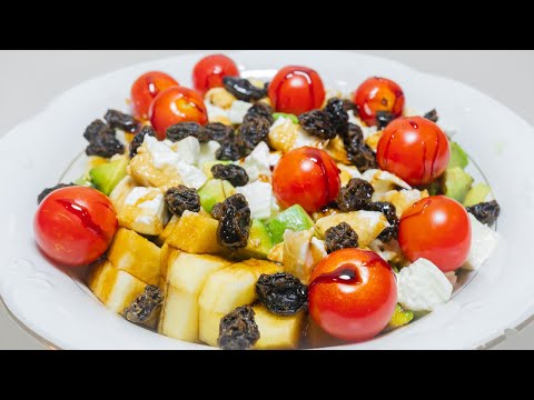 Ensalada de frutas con mozarela fresca y reducción de Pedro Ximénez