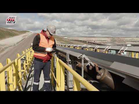 Cloud-based Service Management with REMA TIP TOP