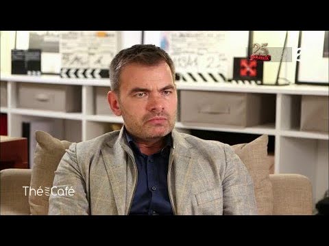 Manu Payet vu par Clovis Cornillac et sa sœur Anne-Valérie Payet - Thé ou Café - 28/10/2017