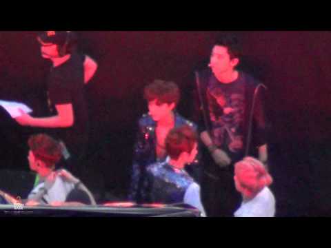 [Fancam] 130316 KMW in BKK _ EXO-K Backstage (during Poison and Alone)