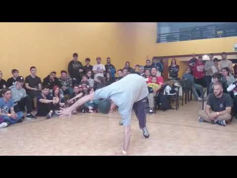 Final Who Rules Galicia 2016 - Bboy Chino vs Bboy Bruce Almighty