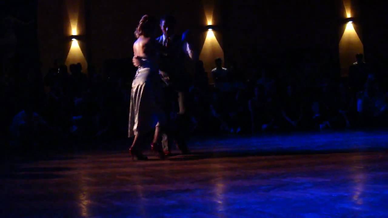 Melina Bruffman y Claudio Gonzalez en Salon Canning