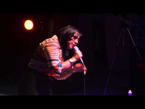 Carla Morrison - Maleza (Show Tecate 22-12-2012)