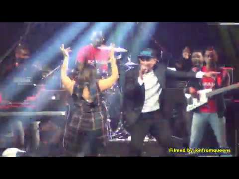 Omardath Maraj Sings Rock it Back at Chutney in D Snow 2019 (video 5)