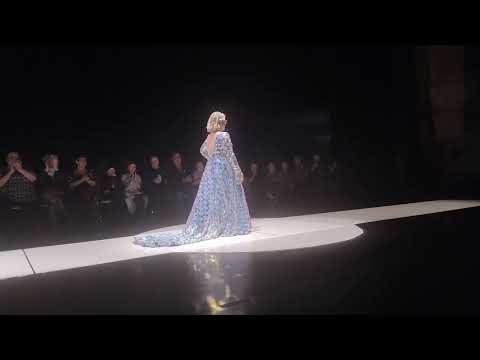 glada hudik-teatern catwalk