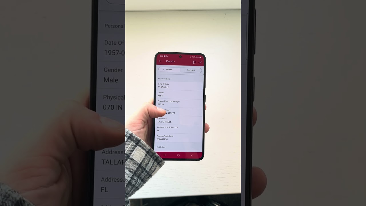 Extract data from US driver's licenses in real-time with the Scanbot SDK