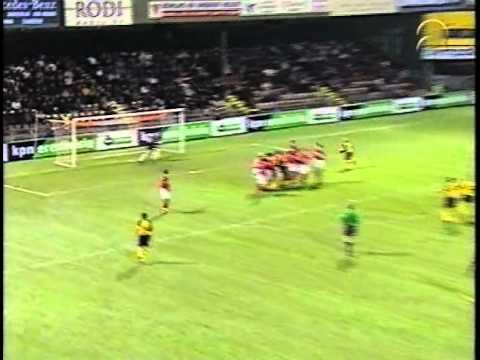 2001-12-08 AZ Alkmaar - Roda JC 1-2