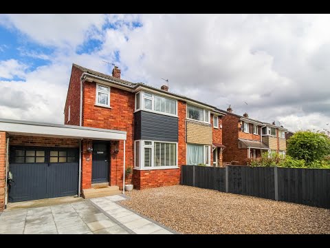 Thornes Moor Road, Wakefield - Virtual Tour
