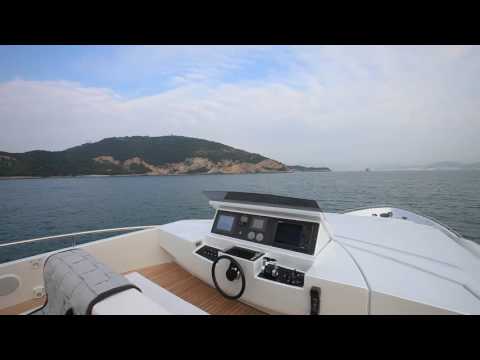 Luxury Yacht - Pershing Yacht 92 - 2016