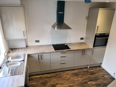 Video Tour of a 2 Bedroom family home on Lincoln Street NEWARK