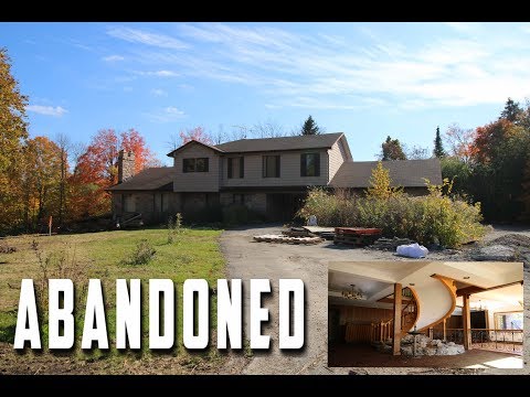 Exploring Abandoned Custom Mansion With GOLD Room & Tennis Court Video