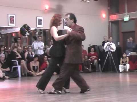  Giselle Anne  and  Gustavo Naveira  are  dancing  to  the  vals  "  Viejo Portón  "