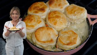 EASY ONE SKILLET POT PIE Perfect to Make With Your Leftover Turkey or Chicken
