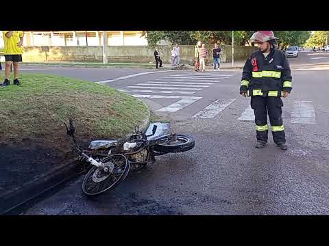 Una moto fue consumida totalmente por las llamas en General Pico