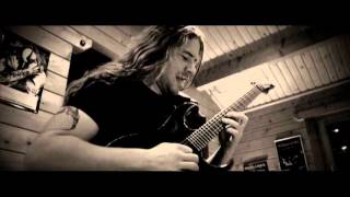 Skreamer – King Of Crows (OFFICIAL VIDEO) | Metal Hammer