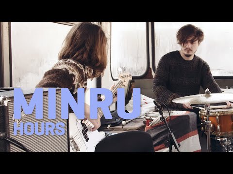 Minru - Hours | LaMosiqa.com Oneshotsession