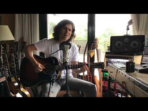 Rulo y La Contrabanda – Se dejaba llevar (versión acústica Antonio Vega)