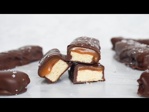 Low-FODMAP Homemade ‘Twix’ Cookie Bars (HD)