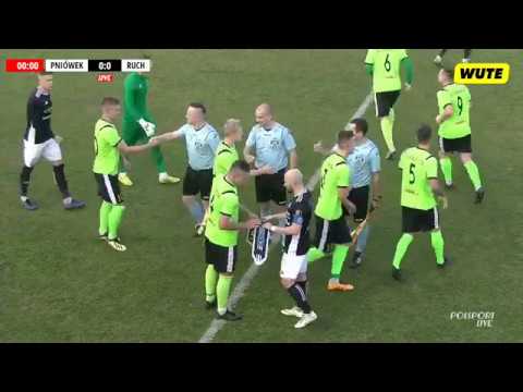 Retrasmisja PNIÓWEK 74 Pawłowice - RUCH Chorzów (3 Liga Grupa III) - 1 Połowa
