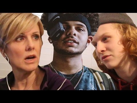 Mom reacts to Smokepurpp @smokepurpp