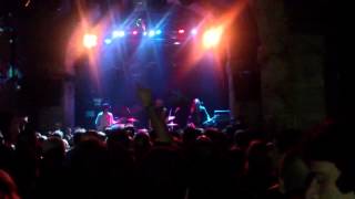 Rhino Bucket - Train Ride, Live in Music Box, Lisboa, 11MAR2014