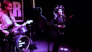 Lene Lovich: 'Bird Song' - 7/3/2015