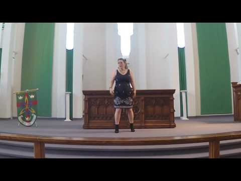 In Questa Reggia - Elizabeth Lewis Celeste