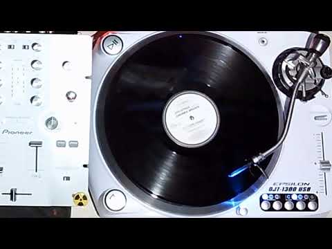 GOLDTRIX presents ANDREA BROWN - It''s Love Trippin ( Different gear Mix )2001