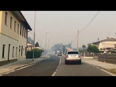 Incendio sul Carso: il fumo arriva fino a Gorizia