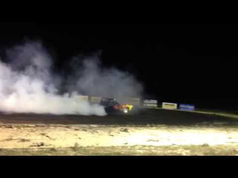 Port Lincoln burnouts 19-10-13 Palmy