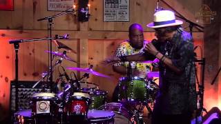 "Reach My Goal" by Royal Southern Brotherhood at Daryl's House Club 8.29.15