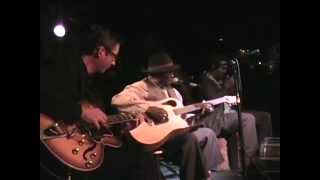 Honeyboy Edwards With Devil in a Woodpile -- Little Boy Blue