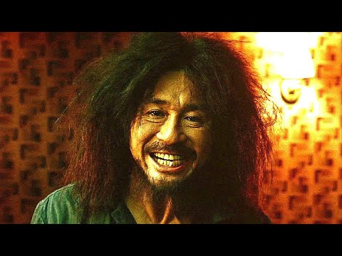 Mann wird von einem unbekannten Gefängniswärter 15 Jahre lang in einem Zimmer isoliert