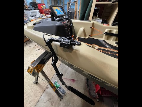 FishFinder install on Pelican PWR 100