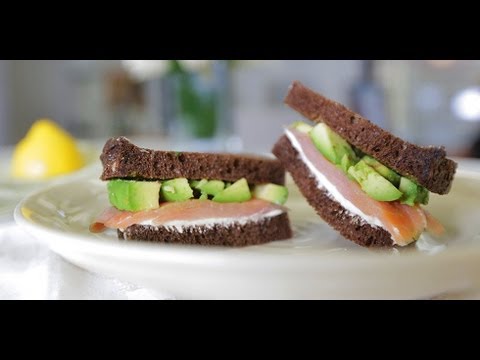download lagu mp3 mp4 Salmon Sandwich Sushi, download lagu Salmon Sandwich Sushi gratis, unduh video klip Salmon Sandwich Sushi