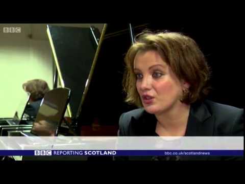 Christine Bovill sings Edith Piaf - 100th anniversary tour - BBC Reporting Scotland