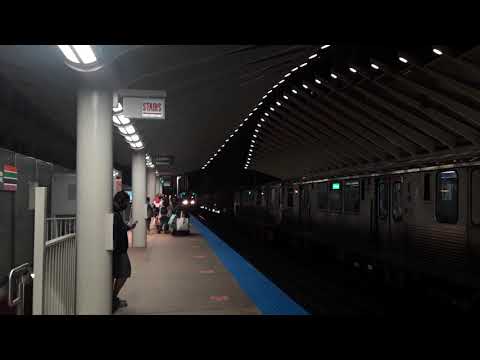 2020 CTA Holiday Train on the Green Line 🌃