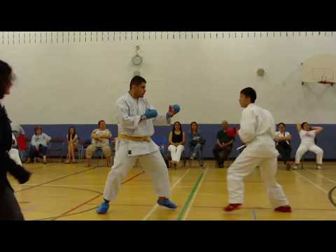 Jinbukai 2017 Novice Men's Kumite - Kia (U of T) VS Eddie (U of T)
