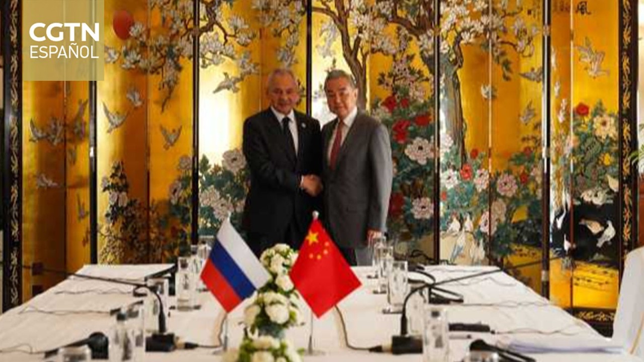 Canciller chino se reúne con el secretario del Consejo de Seguridad de Rusia