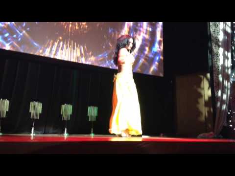 Diva Diverse performing at Miss Pakistan World 2015