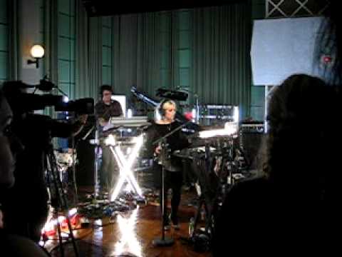 Little Boots and Gary Numan at BBC Maida Vale Studios playing Venus in Furs