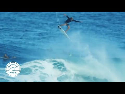John John Florence Massive Alley-Oop during Billabong Pipe Masters 2016 Lay-Day