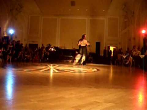 Nicolas & Oliwia - Tus ojos de cielo