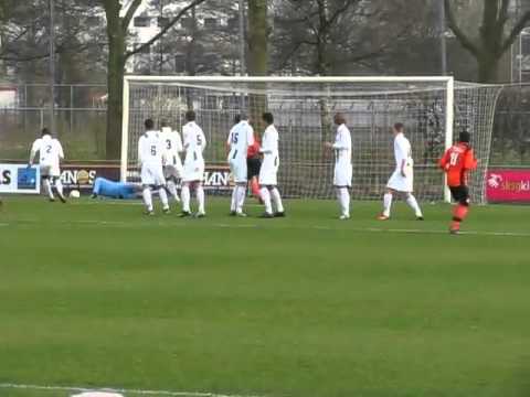 Vrije trap Ayrton Statie FC Den Bosch A1 vs FC Groningen.mp4